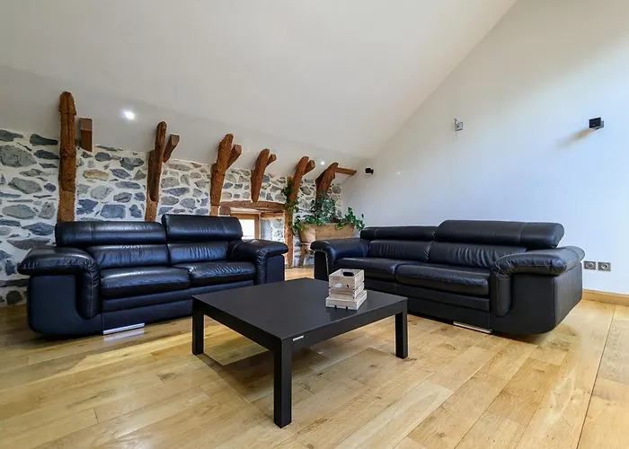 D'exception Avec Spa, Jardin Paysage Et Equipements De Gamme A Blanlhac - Fr-1-582-201 Holiday home