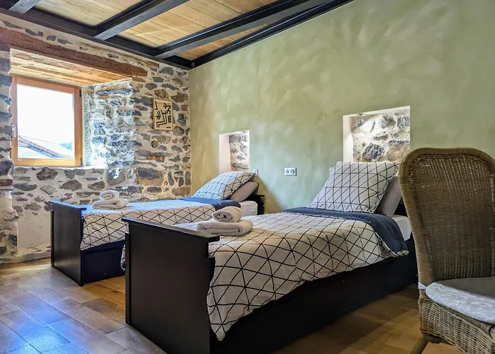 D'exception Avec Spa, Jardin Paysage Et Equipements De Gamme A Blanlhac - Fr-1-582-201 Holiday home Rosieres (Haute-Loire)