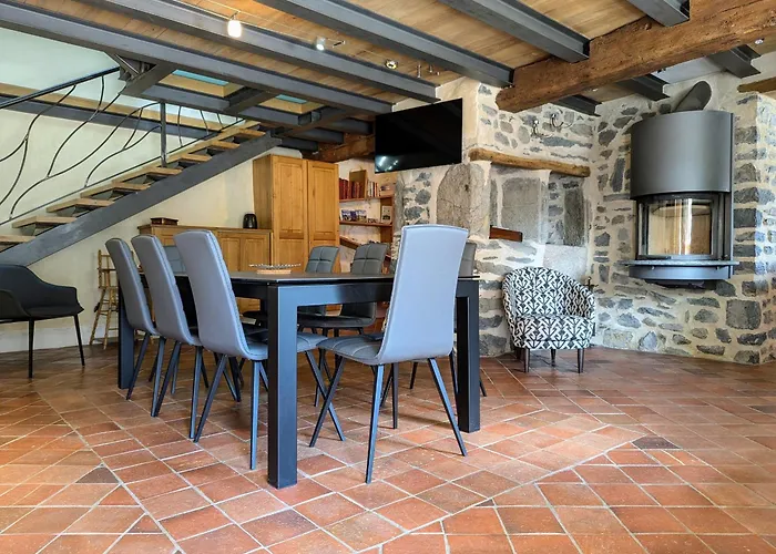 Holiday home D'exception Avec Spa, Jardin Paysage Et Equipements De Gamme A Blanlhac - Fr-1-582-201